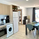 Edifici Violetta Apartment *