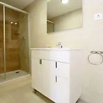 Edifici Violetta Apartamento *