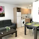 Edifici Violetta Apartamento
