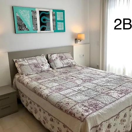 Edifici Violetta Apartment *