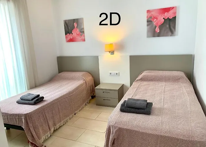 Edifici Violetta * אמפוריבראבה