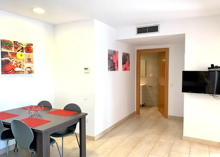 Apartament Edifici Violetta